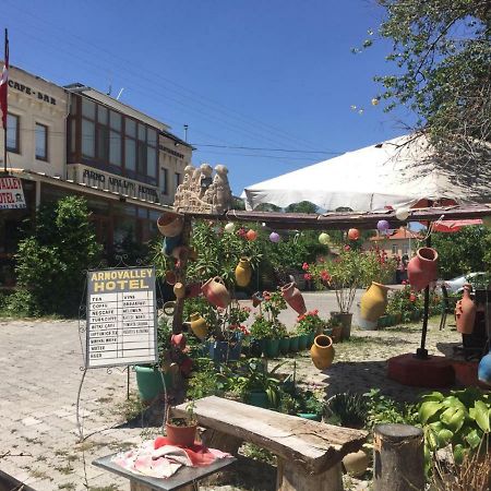 Arnovalley Hotel Юргюп Екстериор снимка