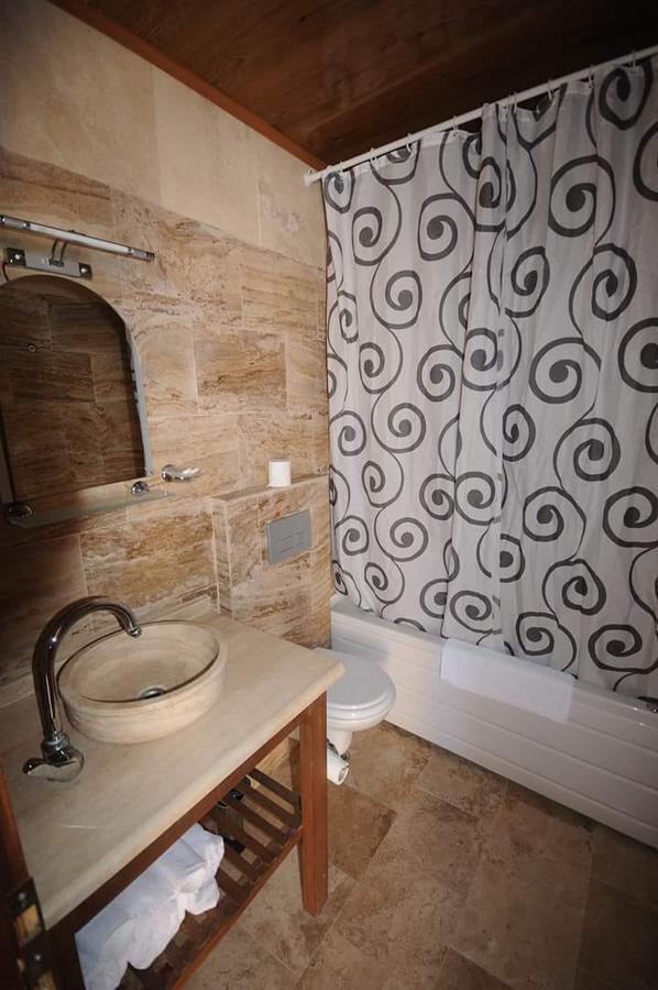 Arnovalley Hotel Юргюп Екстериор снимка